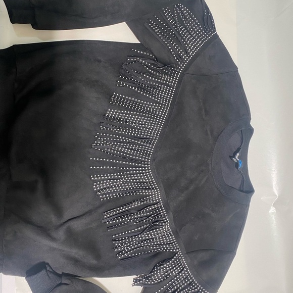 Black Studded Fringe Pullover - Picture 9 of 9